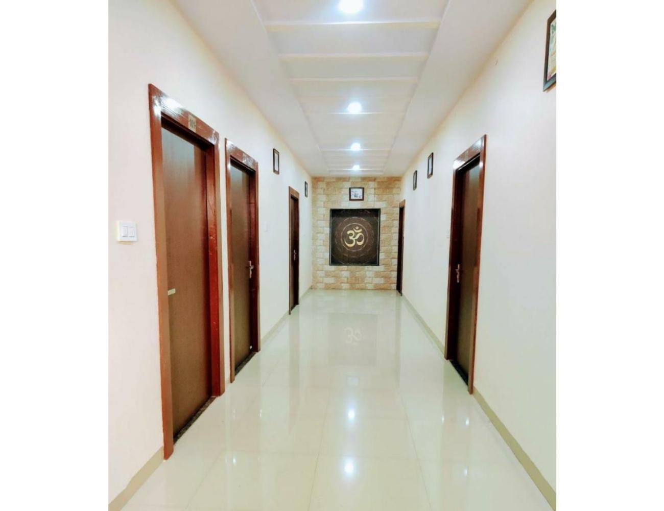 Hotel Pragati, Chanderi, Mp Buitenkant foto