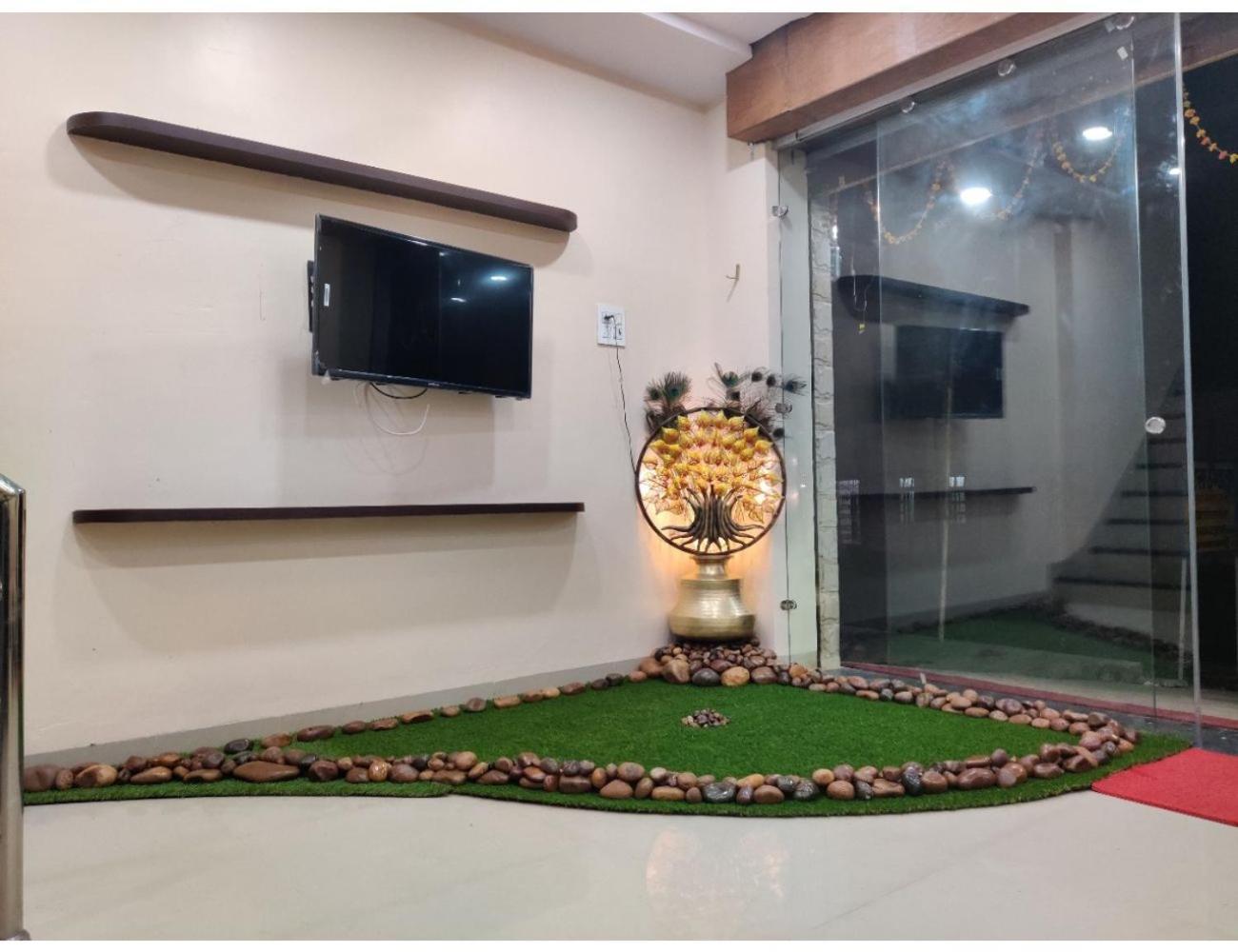 Hotel Pragati, Chanderi, Mp Buitenkant foto